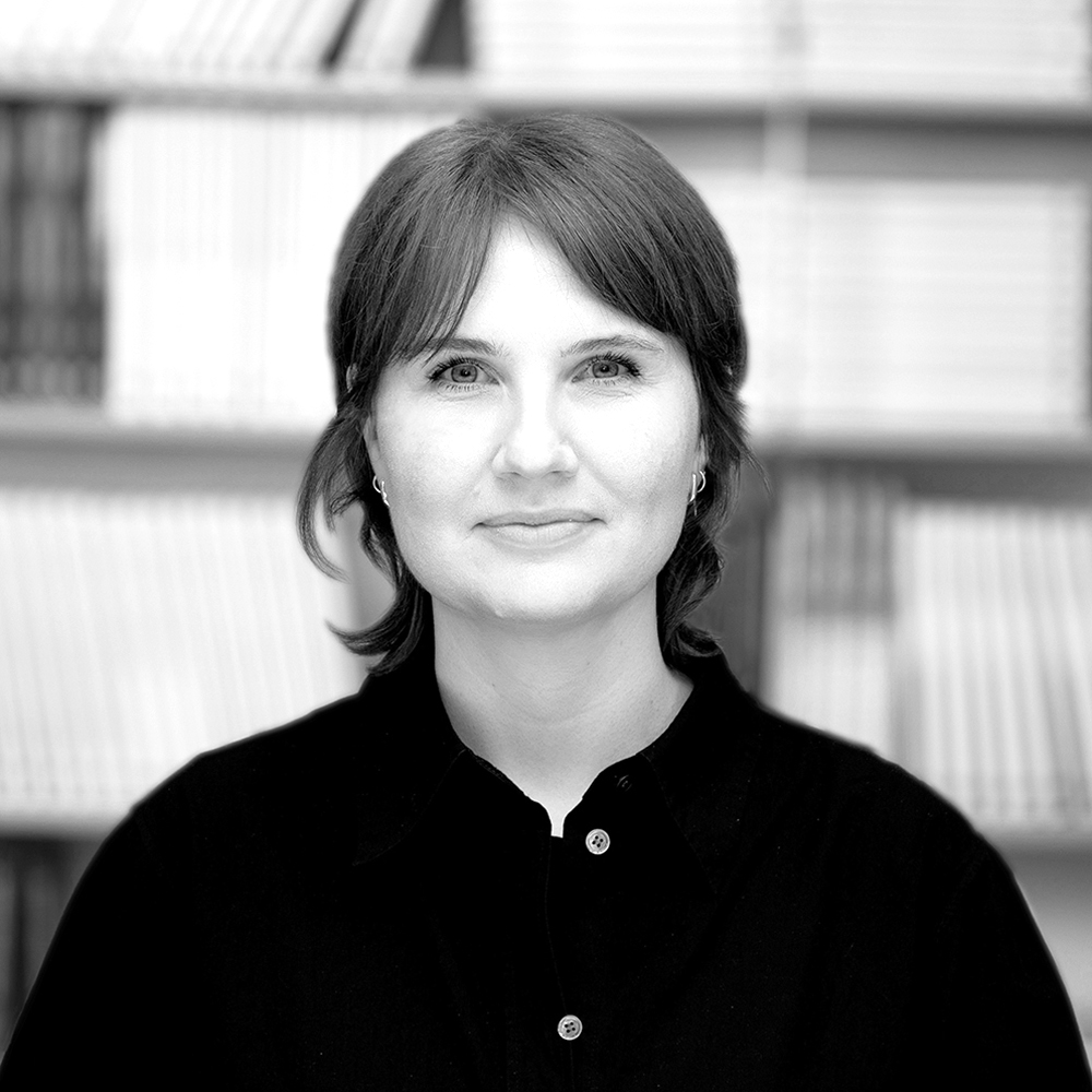 Sophia Gratzl, Vikarie - intendent förmedling